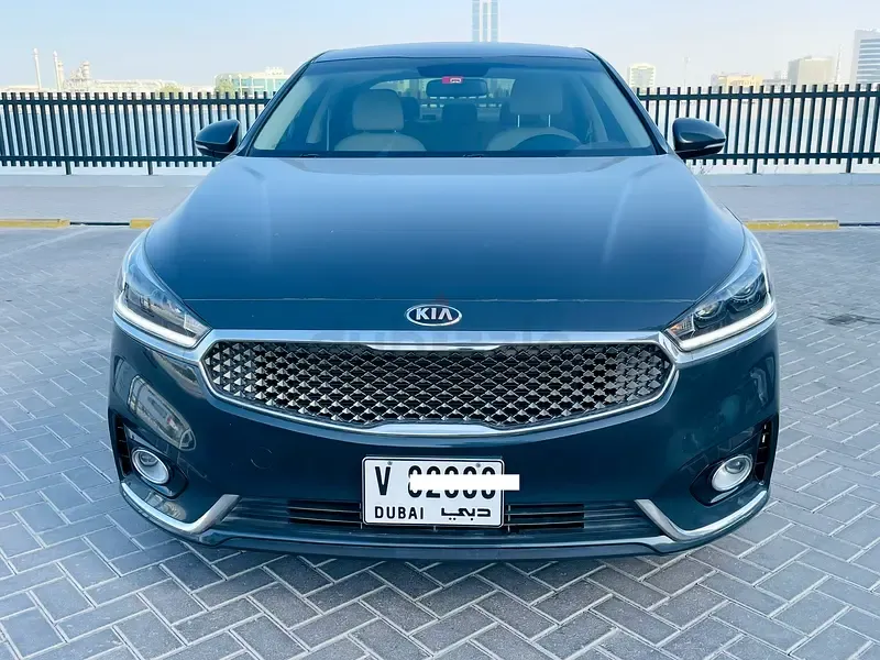 كيا كادنزا 2018